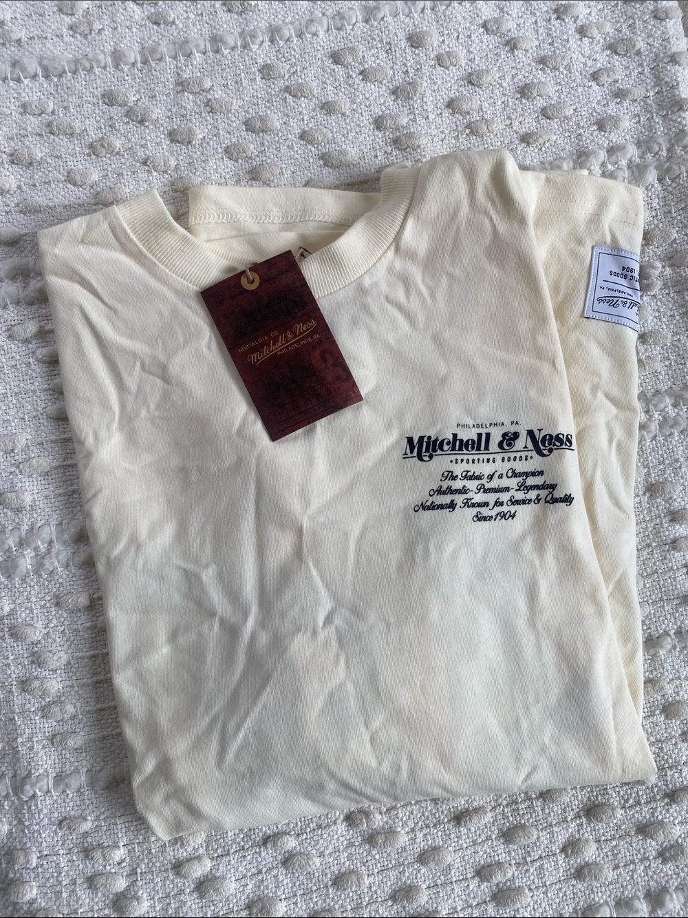 Mitchell & Ness Men’s Cream Short-Sleeve Logo Tee
